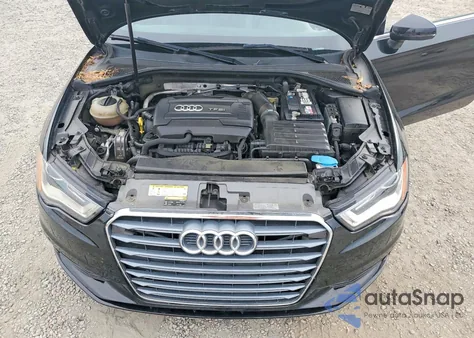 2015 Audi A3 Premium Plus z USA, uszkodzony, nr VIN WAU5CLFFXF1047370